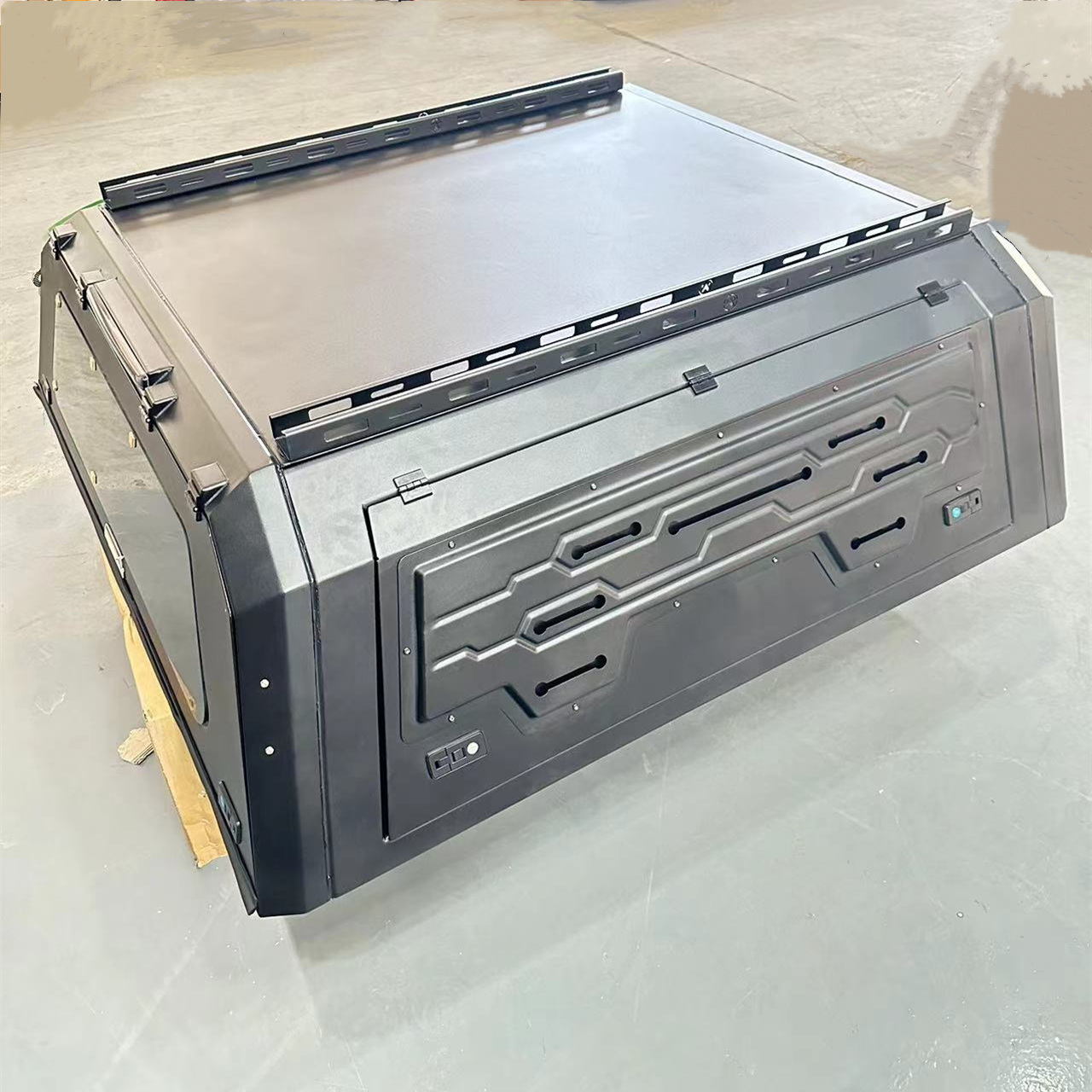 Aluminum Canopy for Chevrolet ColoradoGreen 4X4